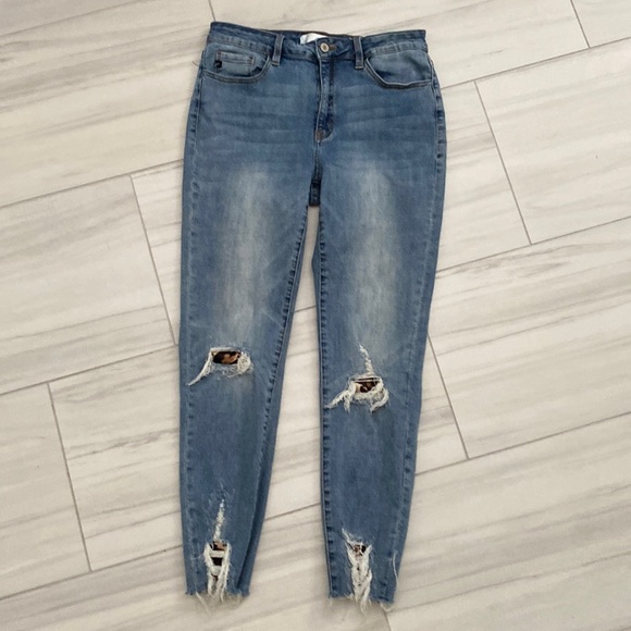 KanCan Leopard Distressed High Rise Ankle Cropped Frayed Jeans 11/29 - Picture 1 of 9